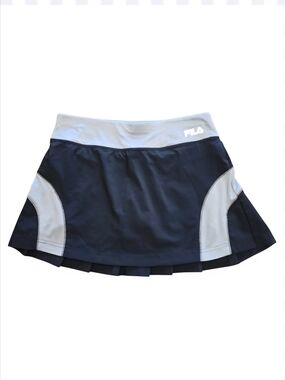 LNWOT - FILA Women's Black and Light Gray Athletic Skort Sz S